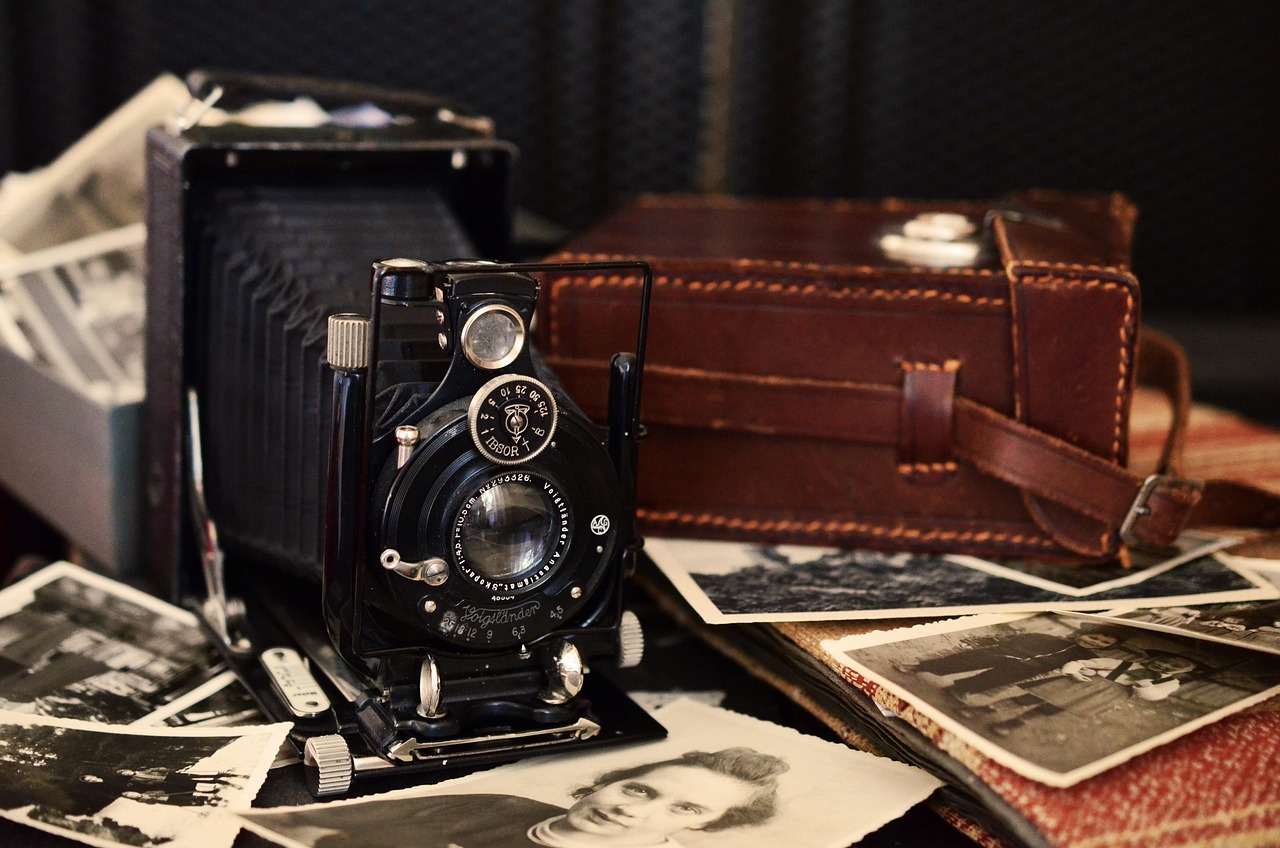 camera, old, antique, voigtlander, nostalgia, black and white photos, old camera, photography, classic, vintage, retro, camera, camera, camera, camera, camera, old camera, vintage