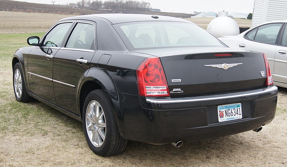 Chrysler Recalls Over 450,000 Vehicles After Identifying Trailer Brake Issue