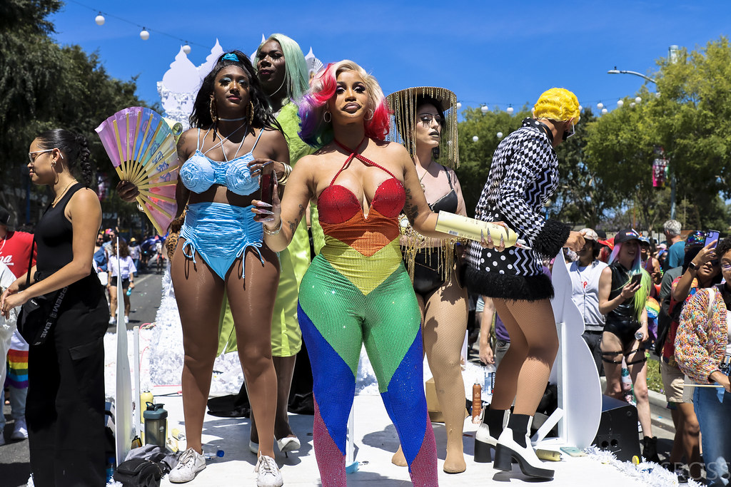 Cardi B jokes the government is “out to get her” after a Las Vegas concert fall sparks fan concern