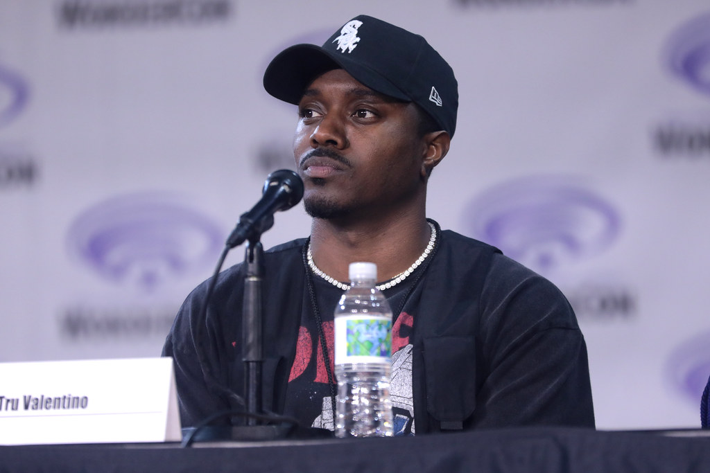 Tru Valentino Returns as Aaron in New The Rookie Sneak Peek