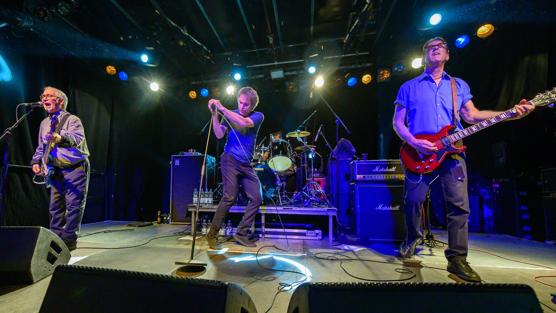 Fans Question Why Rock Music Feels Less Innovative Today as Classic Albums Like Pixies’ Doolittle Seem Closer to the Past Than Now