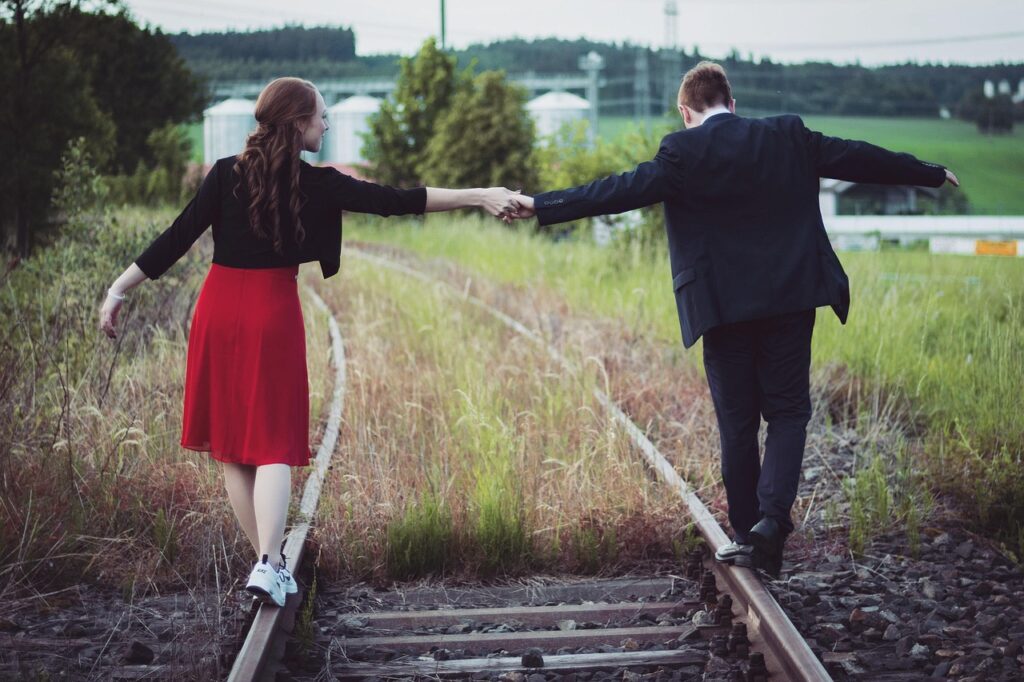 love, couple, railroad, relationship, together, man, woman, boyfriend, girlfriend, rail, rail track, railway, bonding, happiness, portrait, couple, boyfriend, girlfriend, girlfriend, girlfriend, girlfriend, girlfriend, bonding, bonding, bonding