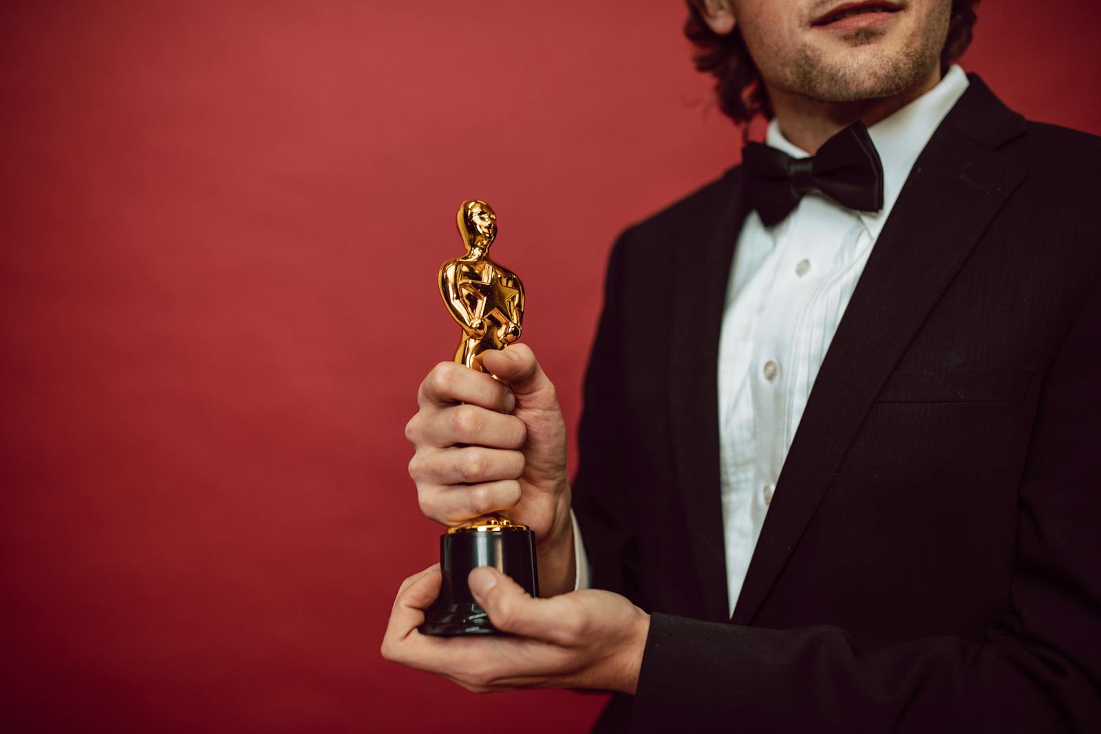 Oscars 2026 Best Actor Race Has No Clear Favorite After BAFTA Snubs and SAG Surprises, Leaving Fans Debating Who Will Win Sunday Night