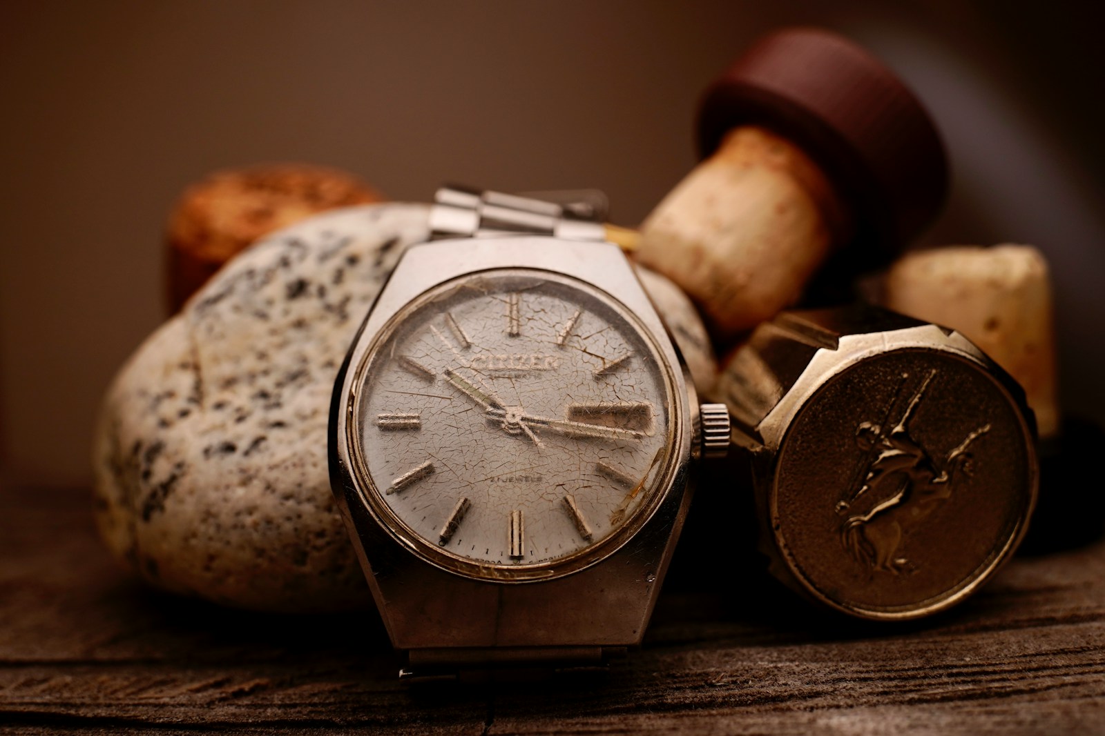 silver link bracelet round analog watch