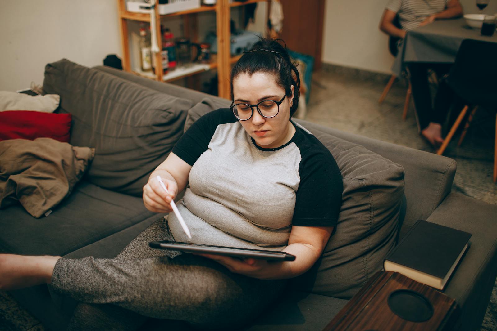 A Woman Says Her Fiancé’s Ex Called Her “Big Back Ronald McDonald,” so She Turned the Insult Into a Halloween Costume and Chaos Followed