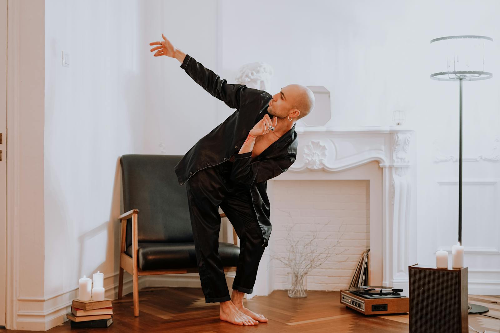 Man Says His Neighbors Used to Blast Horrible Music at Dawn, so He Fought Back With One Deafening Song and Apparently Ended the Problem for Good