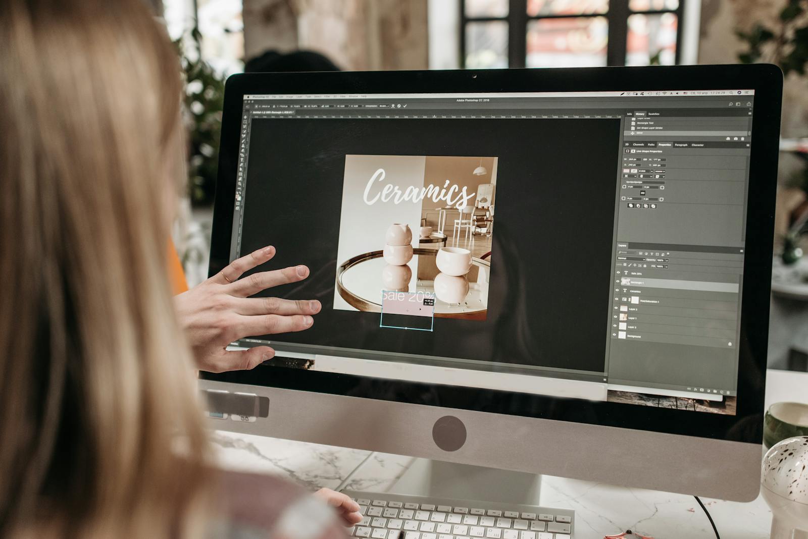 A Graphic Designer Says Her Friend Treated Months of Free Work Like a Joke, so She Finally Refused to Keep Helping Without Real Pay