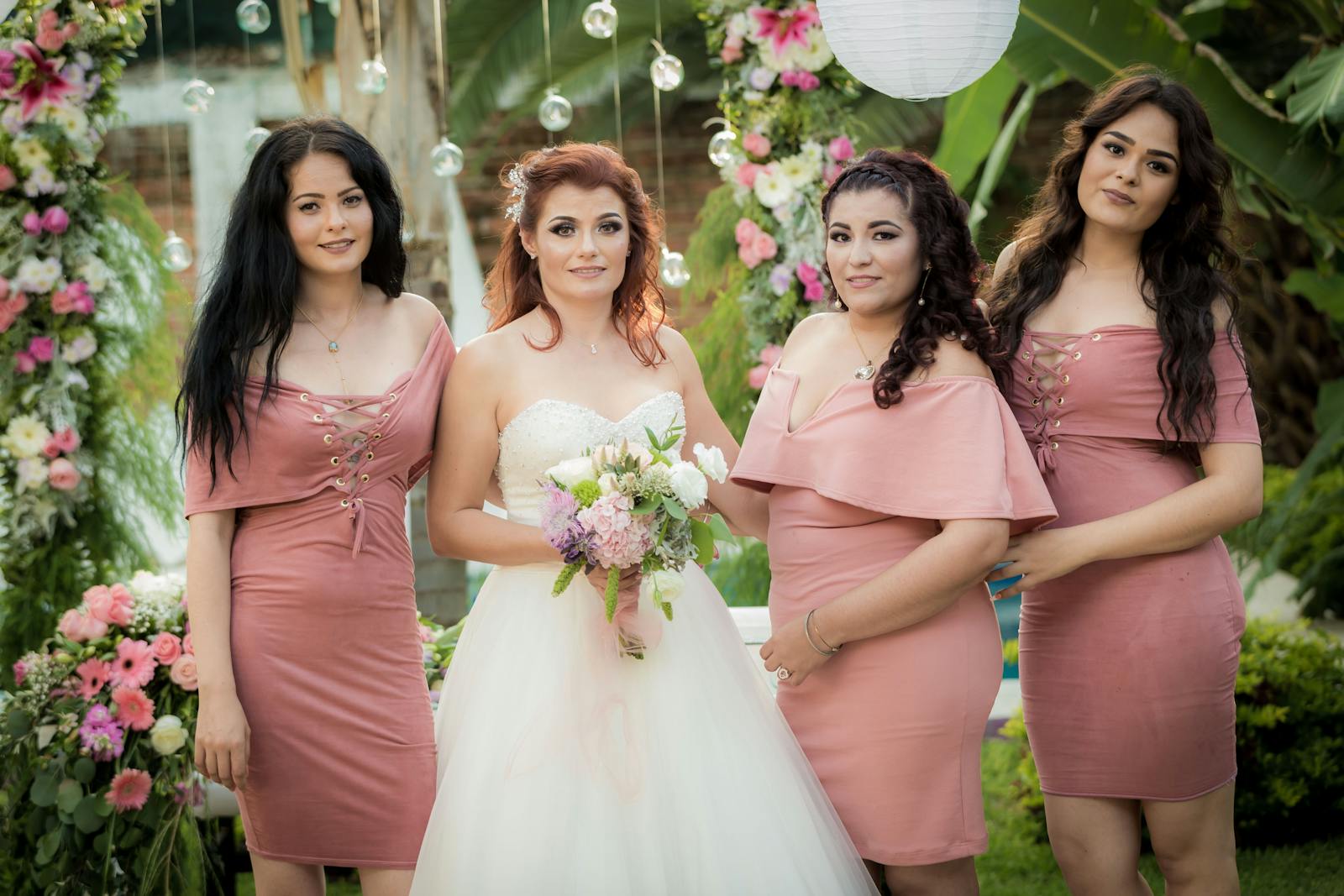 She Chose Her Best Friend as Maid of Honor — Sister Teared Up and Said “I Feel Like You Never Tried With Me”