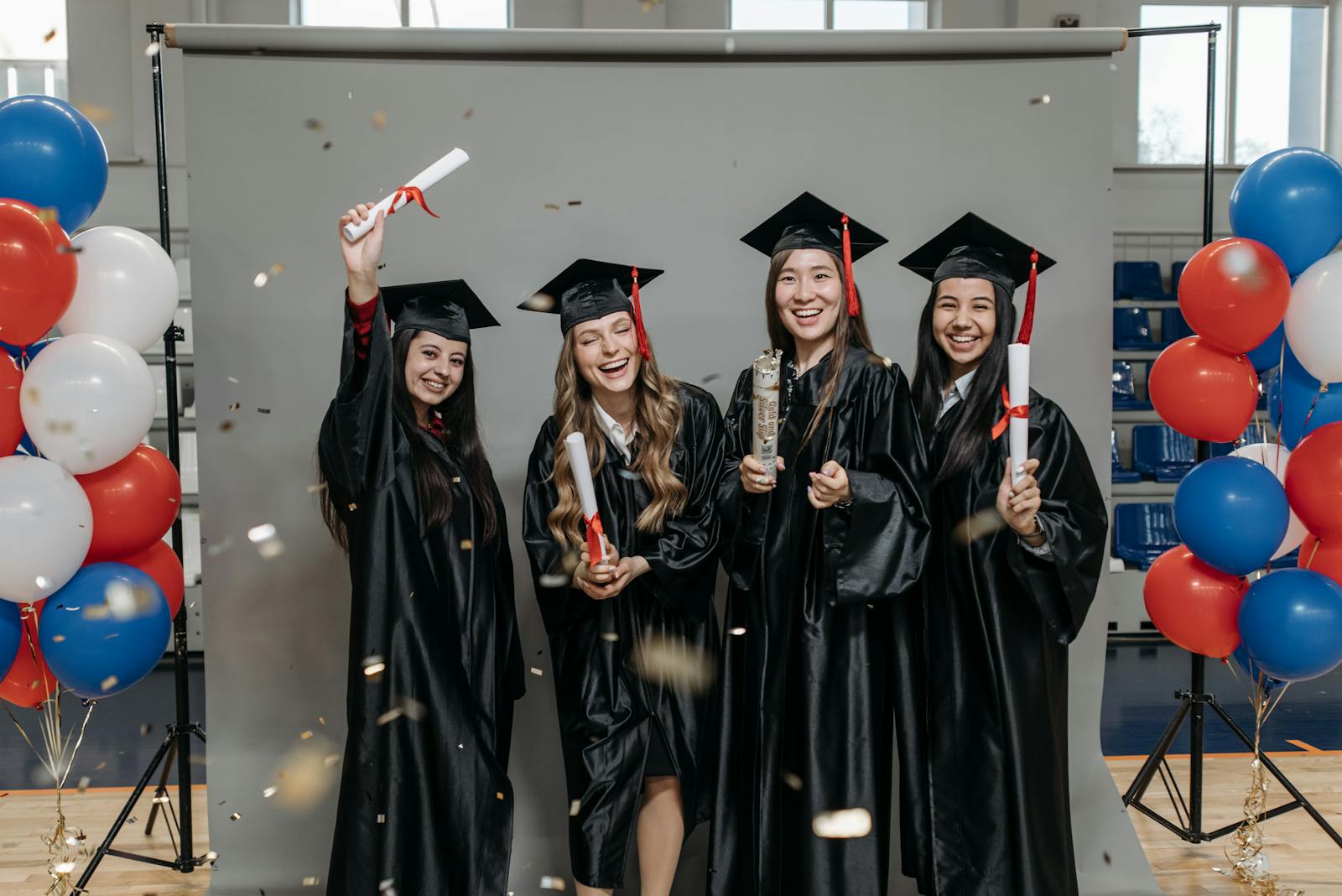 Strict Parents Say Their 22-Year-Old Daughter Is “Rude” For Skipping One Graduation But Going To Her Boyfriend’s Sister’s Party