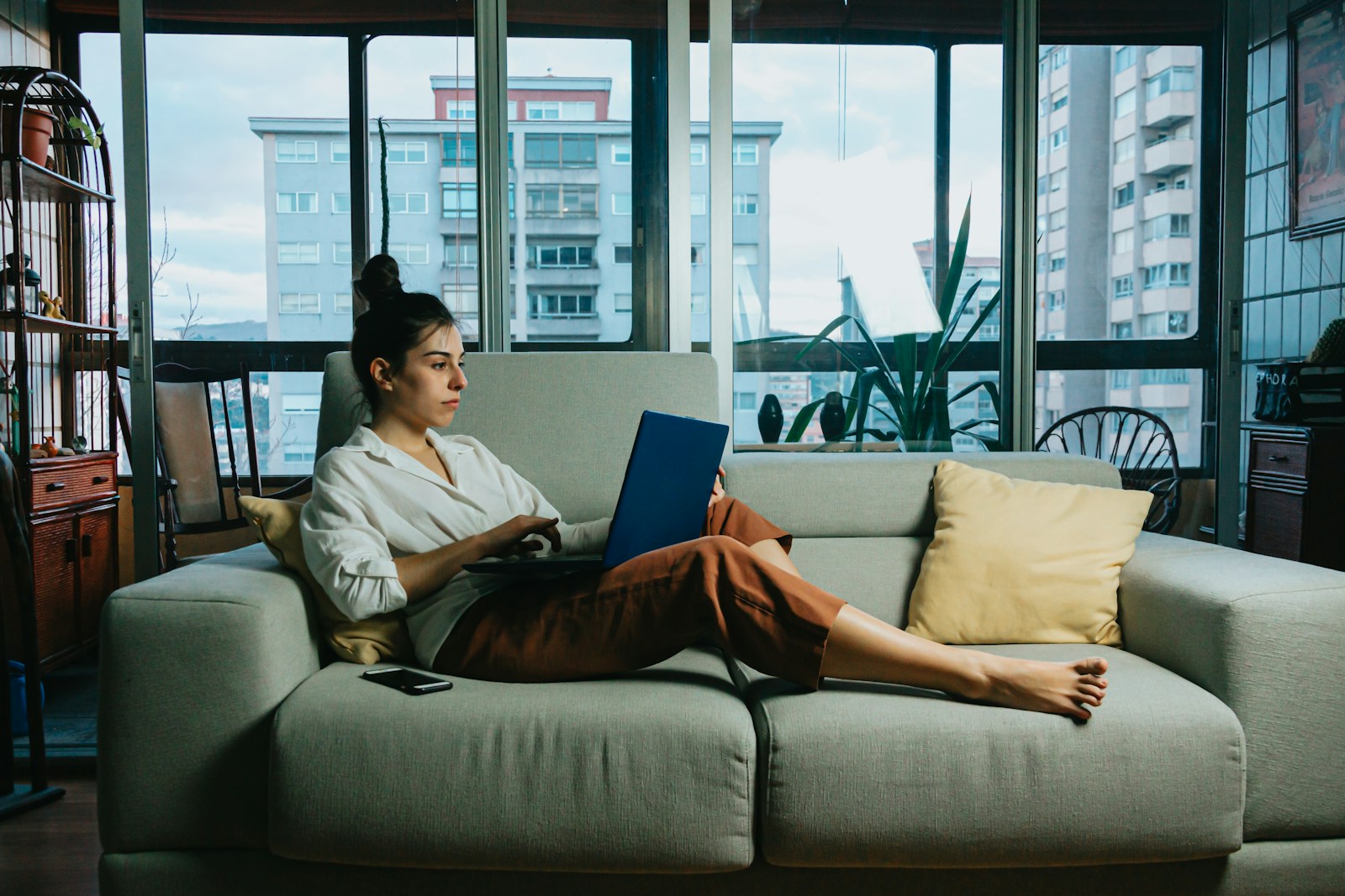 Adult Daughter Mid-30s Rebelling Against Her Toxic Conservative Mom Says She’ll Force Herself to Keep Going — Mom Once Threw Slurs at Strangers Daily