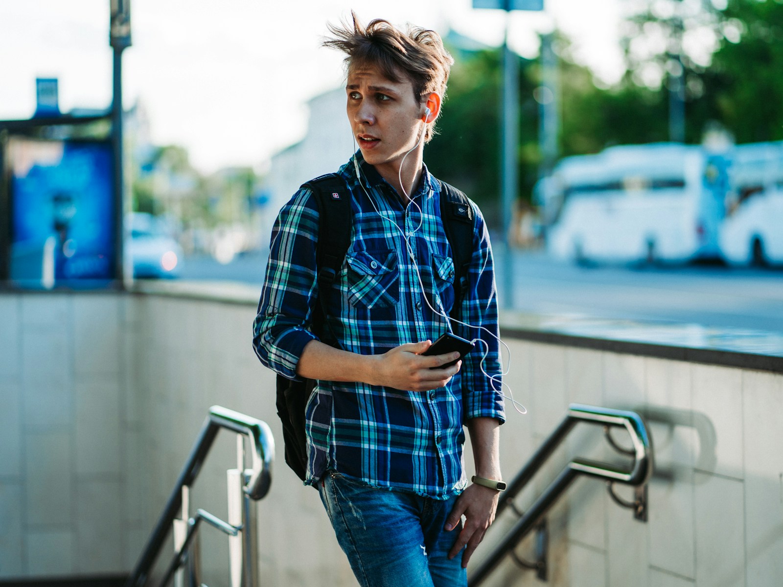 Teen Allowed to Run for an Hour Alone Watched His Dad Hide the Car Keys When He Wanted to Play Basketball With Friends — One Night Dad Drove Up and Lit the Court With High Beams