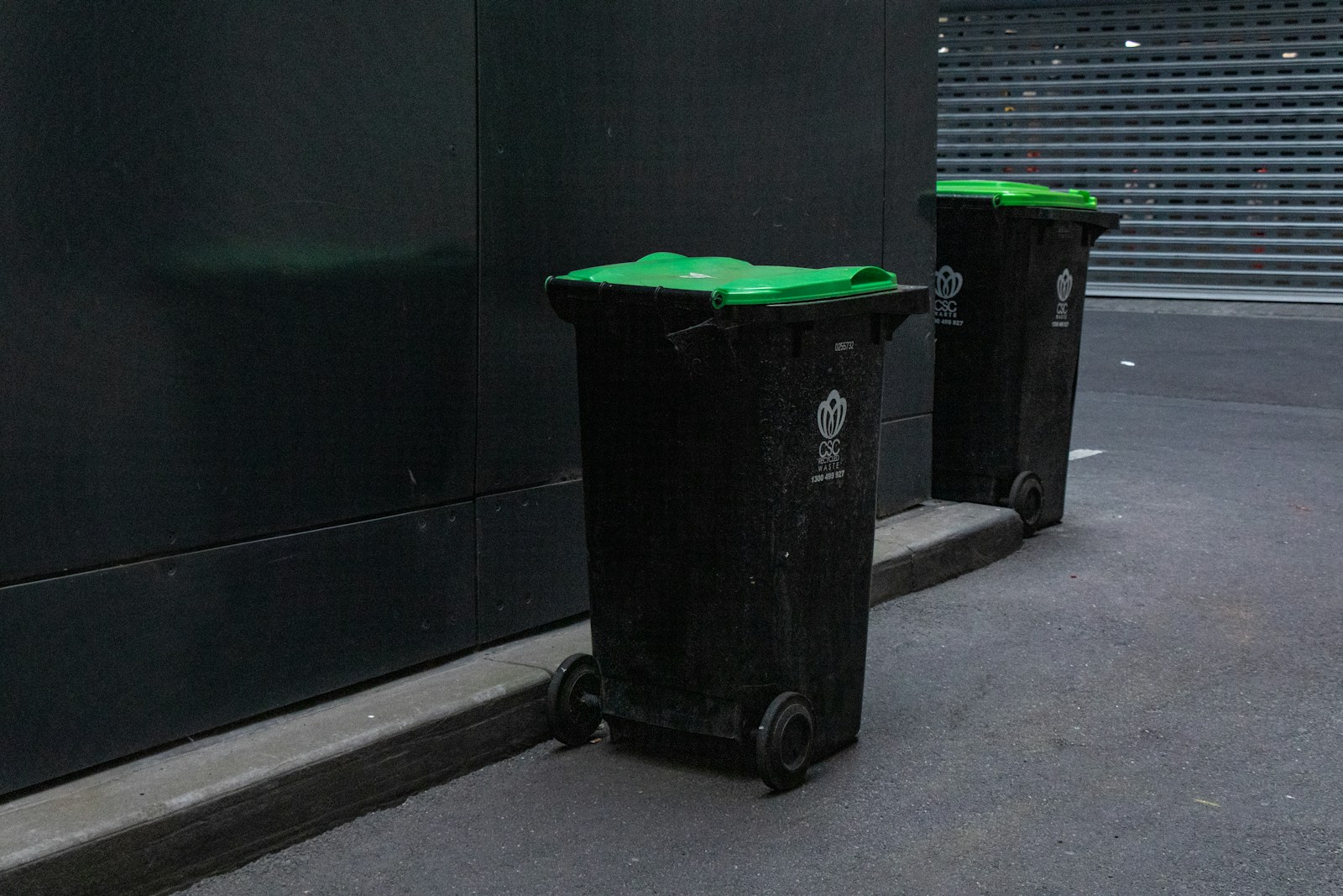 Neighbor Hijacks A New Parent’s Wheelie Bin For Months, So They Dump Every Bag Out And Let The City Mark It As Litter Evidence