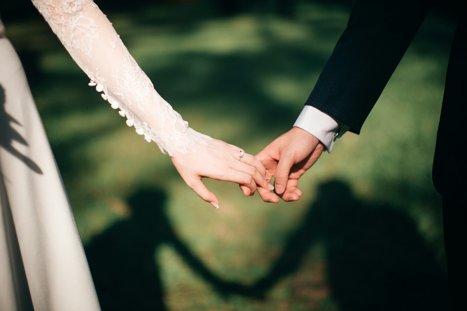 Another Family Couple Books A Wedding Weeks Before Theirs, Forcing Everyone To Choose Between Two Travel Weddings