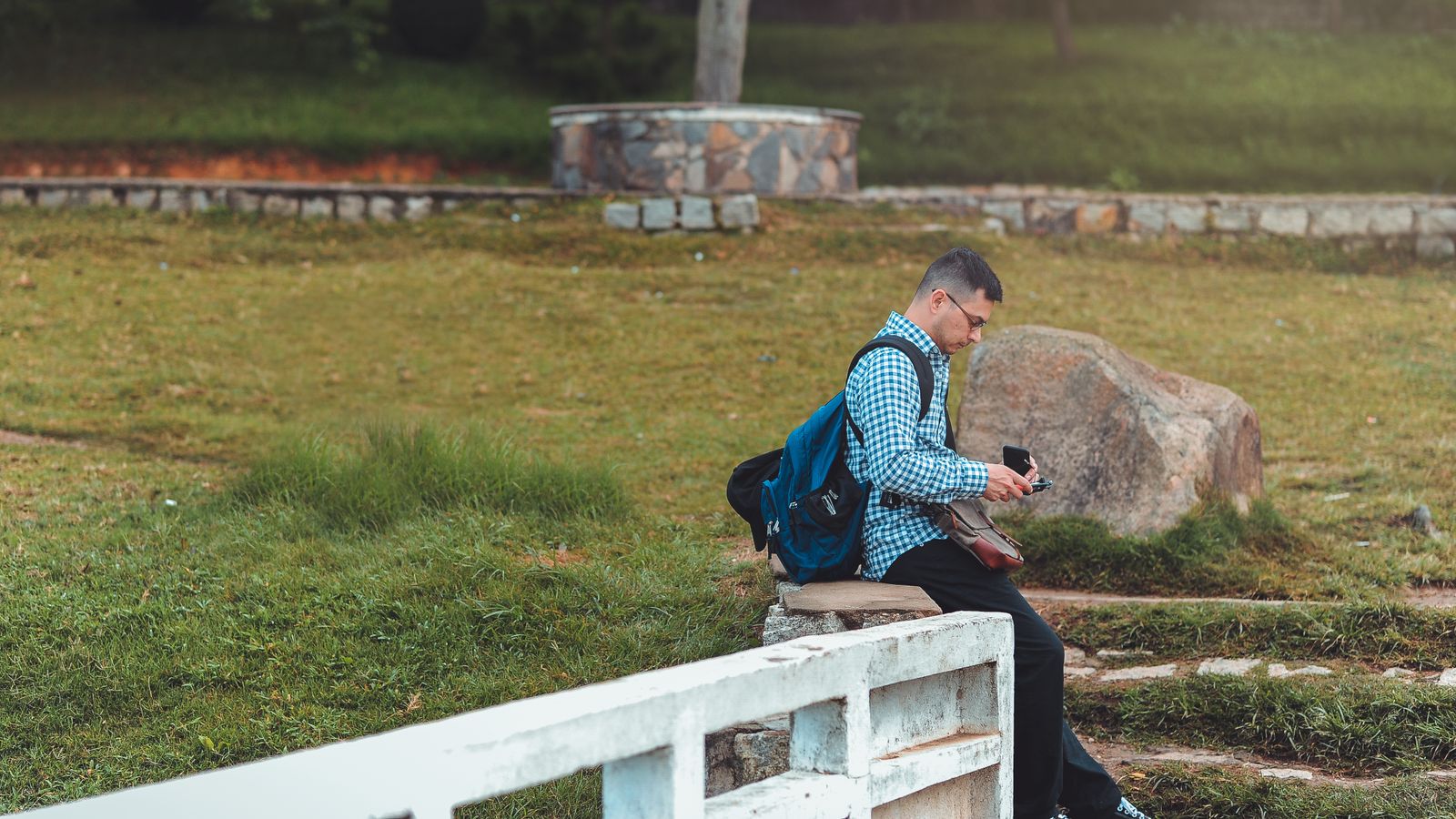 Man Says Dating Feels Impossible When Apps Ghost Him, Reddit Conversations Die Mid-Sentence, And The Only Thing He Honestly Wants Is Physical Intimacy