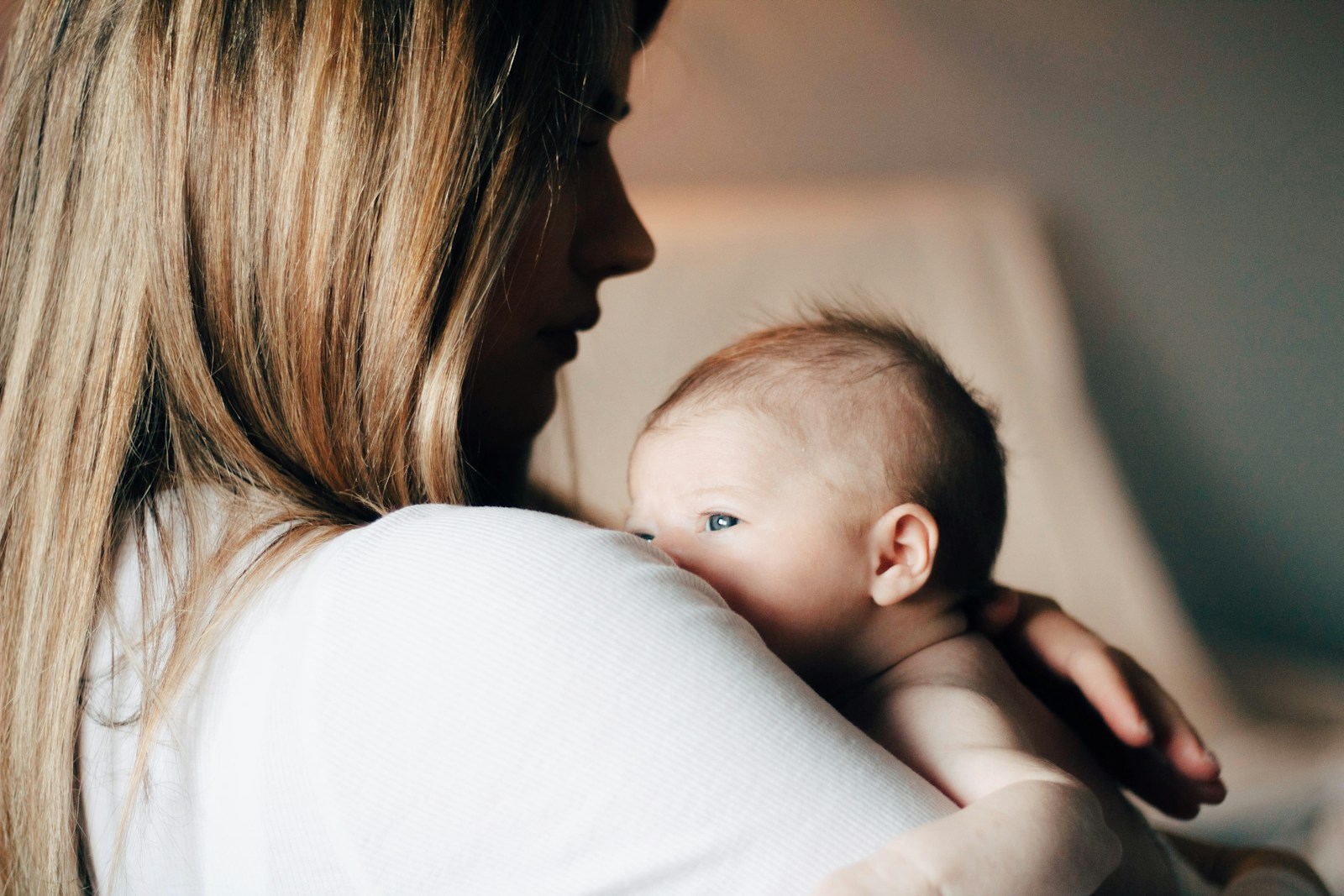 New Mom Doesn’t Want Her Baby Passed Around At Her Husband’s Family Dinner, Especially After SIL Treats A One-Week-Old Like Her Own Snuggle Doll