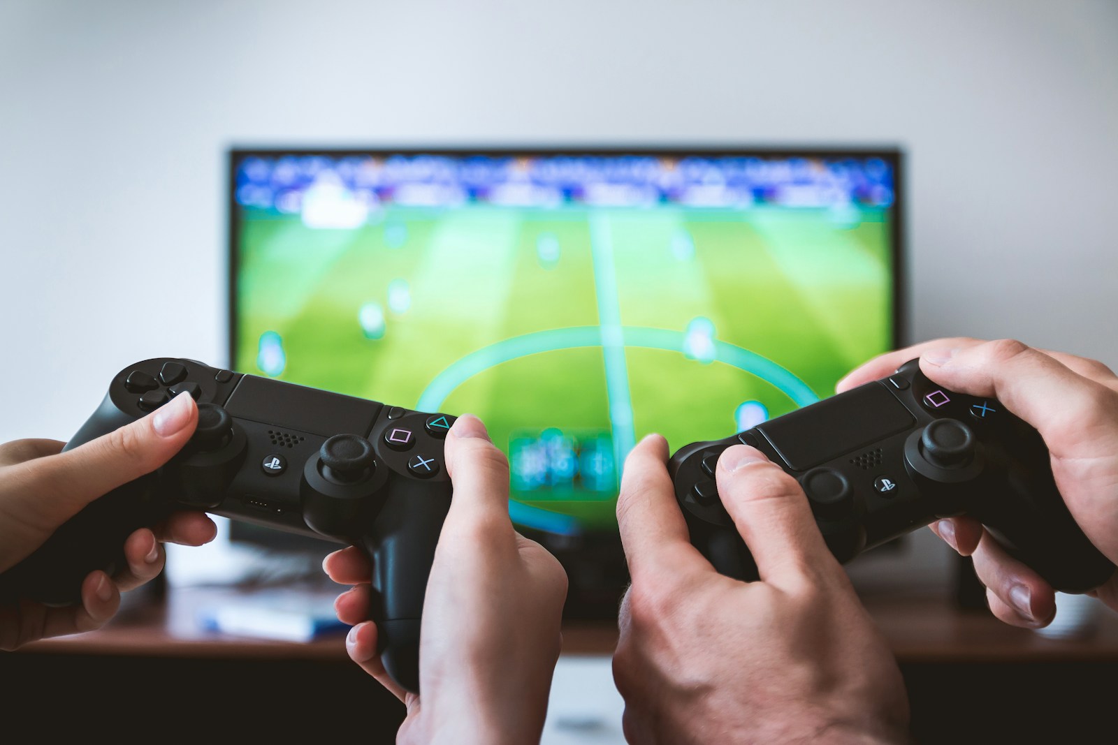 Roommate Promises FIFA Will Be “Just An Hour,” But His Friends Stay Until Nearly 2 A.M. The Night Before The Biggest Exam Of The Semester