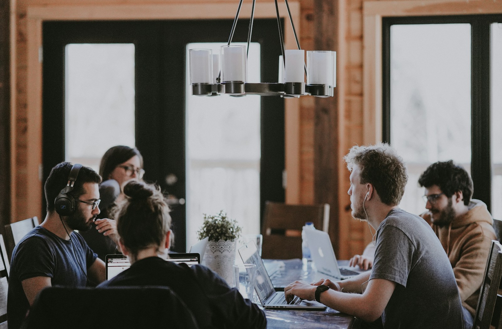 IT Team Lets Their Boss Force AI Into Everything Until The Mandatory Training System Turns Into A Disaster
