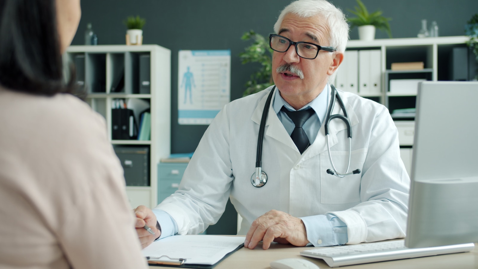 Patient Stops Going To Doctors After Feeling Dismissed, Overcharged, And Ignored, Saying The System Became “A Money Pit” With No Help