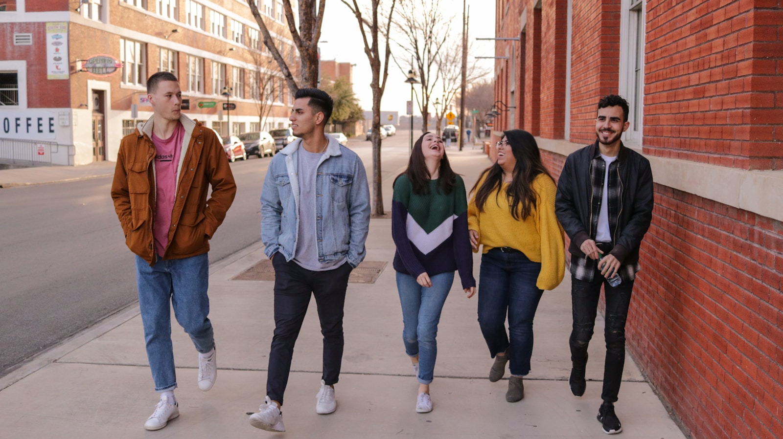 Group Chat Friend Spams Reels, Uses People As Rides, Overwhelms Everyone With Paragraphs, And Now The Whole Group Wants A Second Chat Without Him