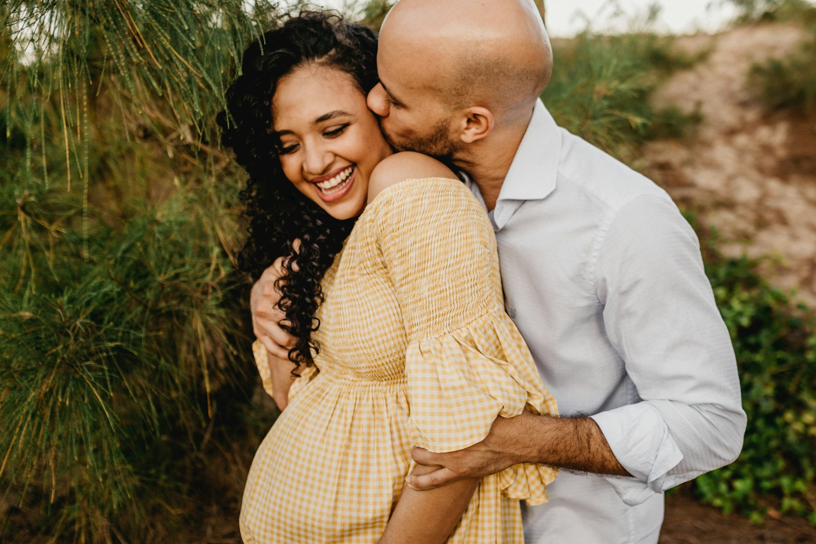 Pregnant Mom Asks Husband Not To Send Baby Photos To His Boundary-Stomping Mother, After MIL Showed Their Newborn’s Pictures Around At A Party