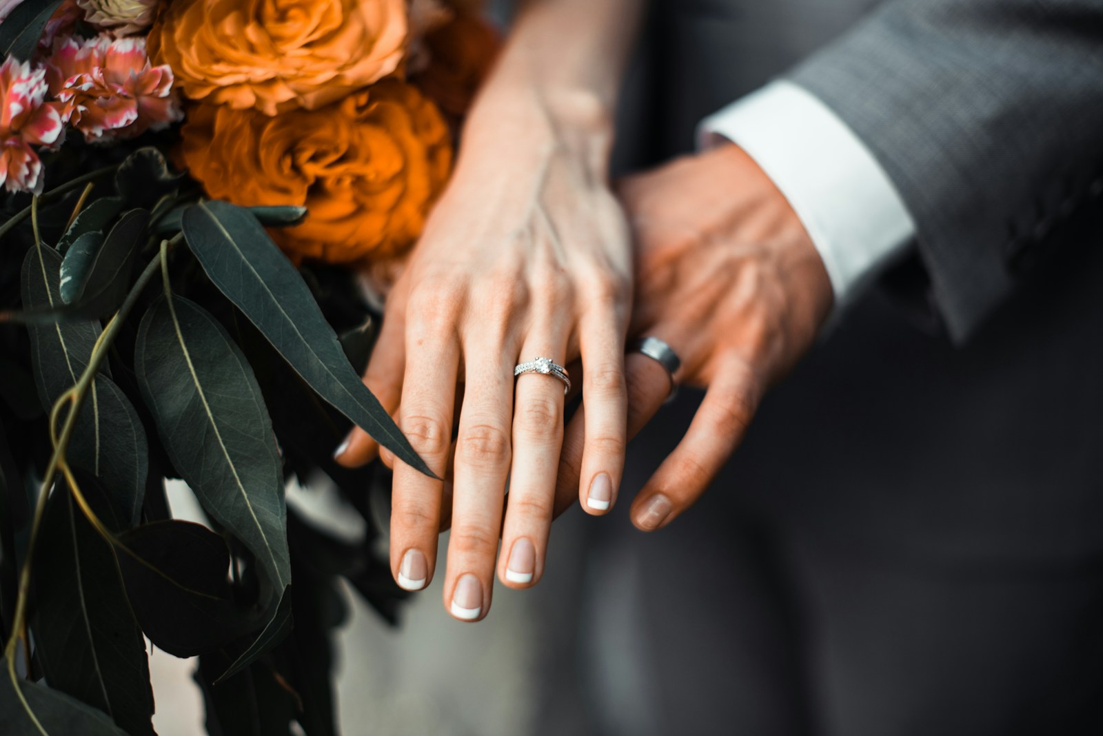 Bride’s Family Turns Her Abroad Wedding Morning Into Total Chaos, Takes Over The Bridal Suite, Makes Her Cry, Then Acts Like Everything Was Perfect