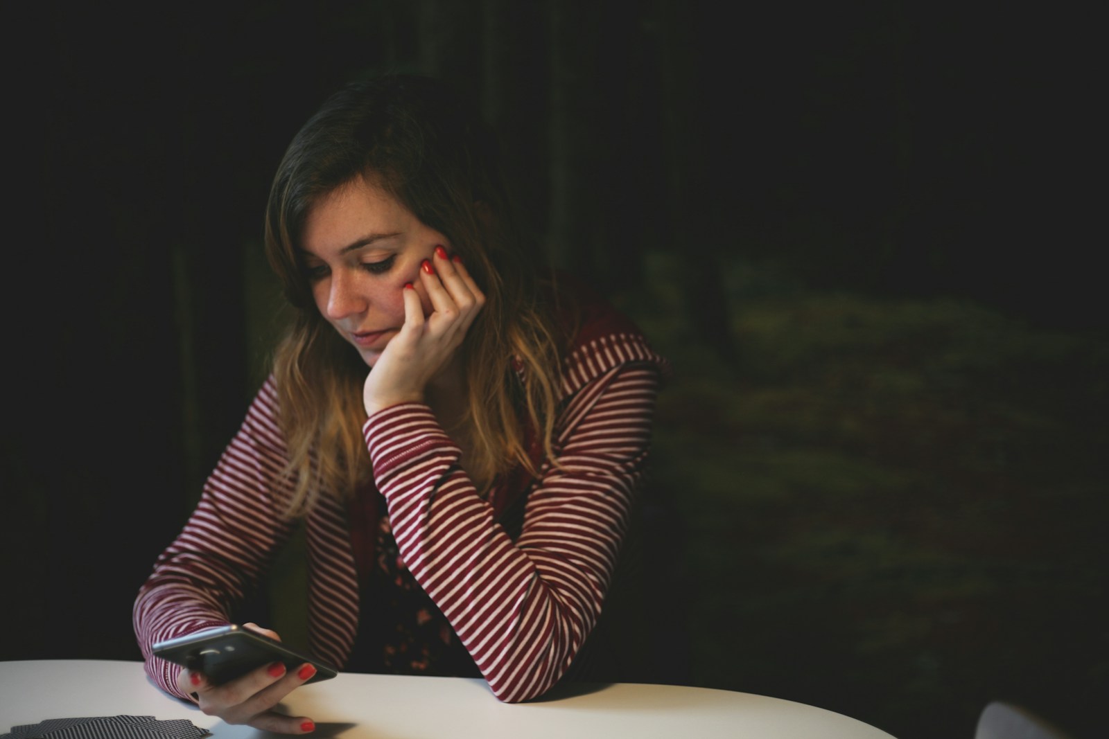 Woman Cuts Off Her Sick Grandmother After Being Publicly Shamed For Cussing Online And Finally Reaches Her Limit