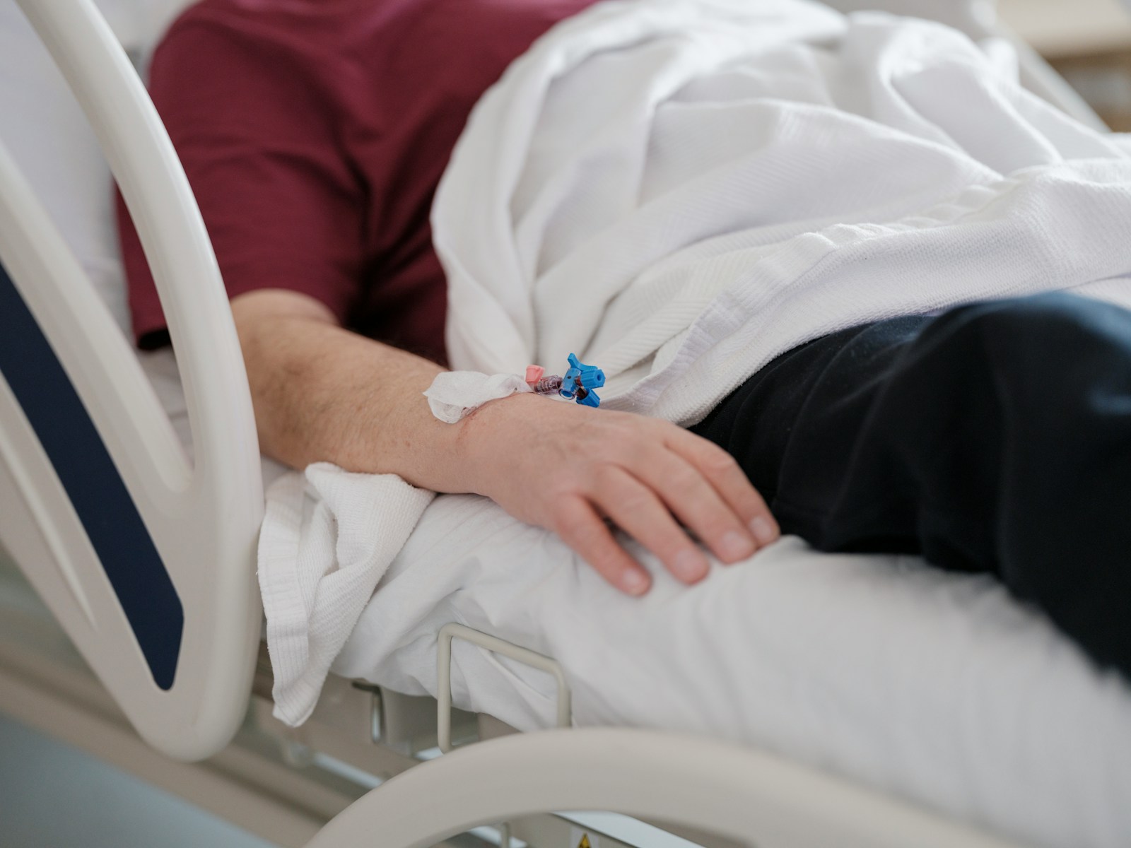 Daughter Fears Her Dad May Be Trapped In His Body After A Stroke, Saying The Thought Of Locked-In Syndrome Is “Unbearable”