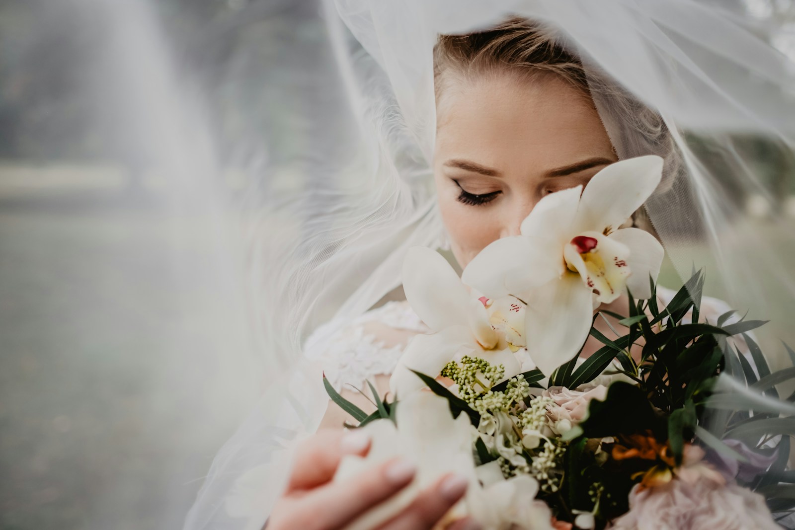 Grandma Guilt-Trips The Bride For Not Speaking To The Mother Who Took Over Her Wedding, Turning One Visit Into Another Emotional Ambush