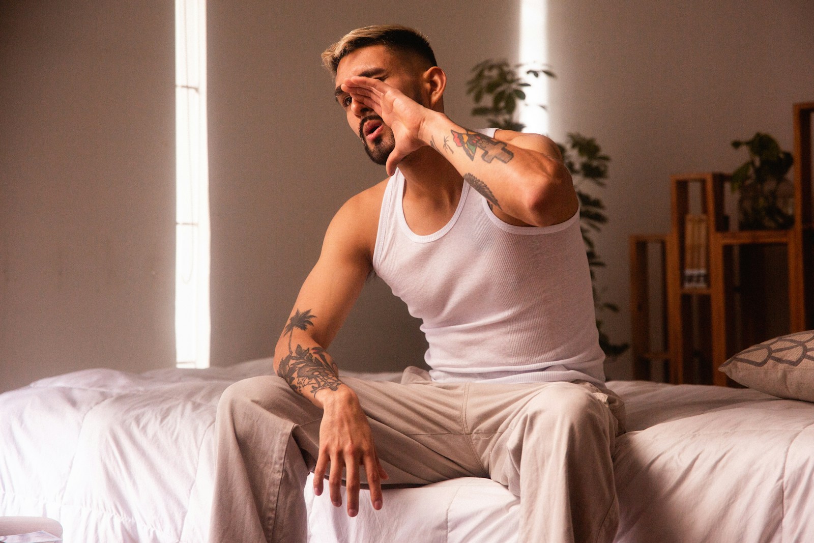 Roommate Demands Airbnb Reimbursement Because Her Boyfriend Needed “Privacy” And The Paying Tenant Refused To Leave His Own Apartment