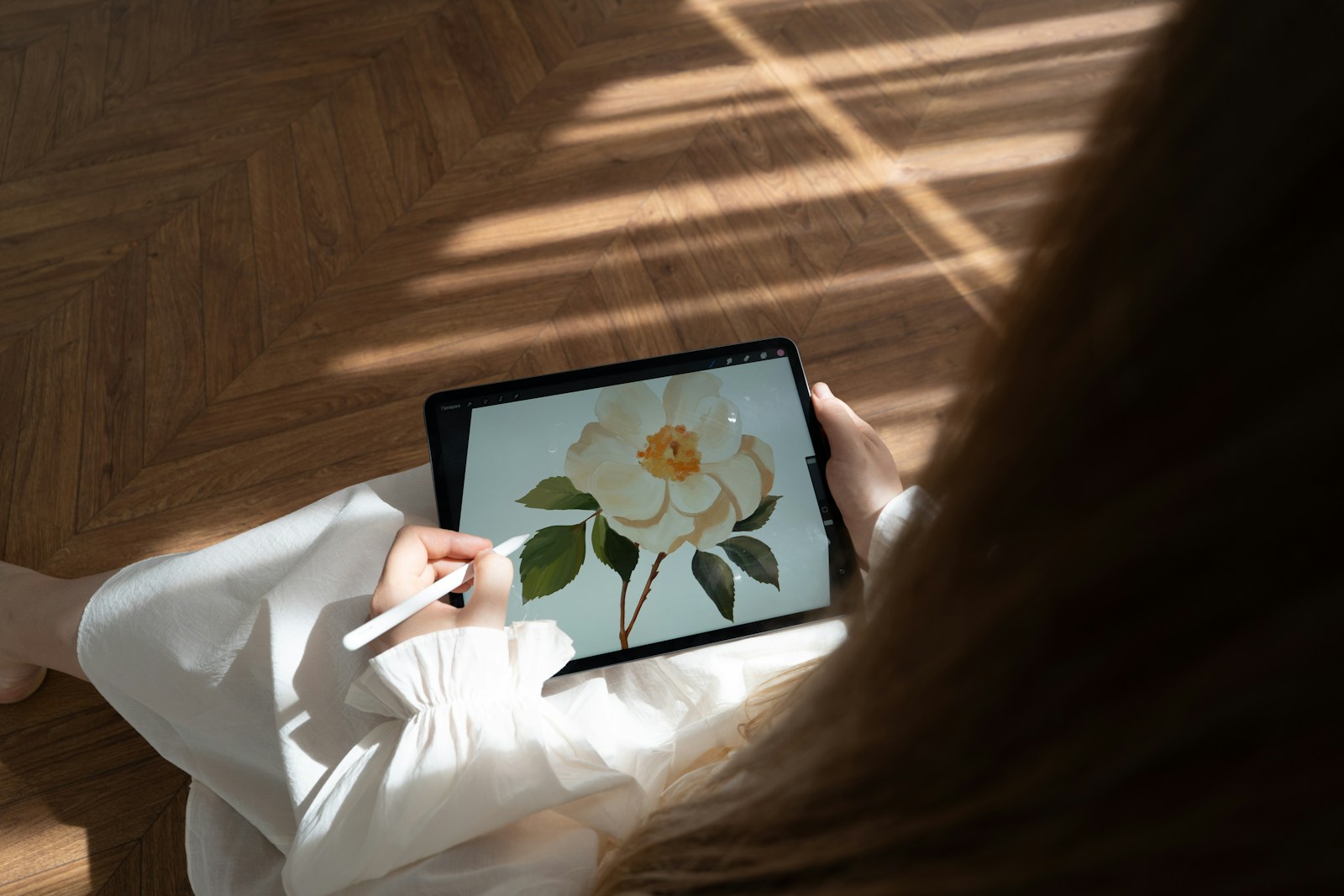 Mom Keeps Borrowing Everyone’s iPads While Refusing To Buy Her Own, Even Though The House Is Full Of Devices