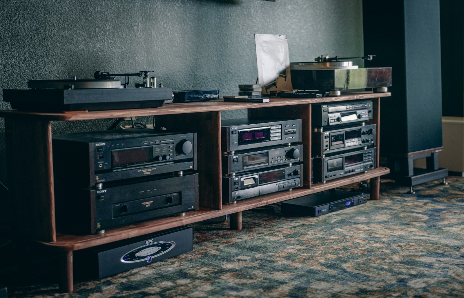 Grandma’s Old Stereo Cabinet Has Quietly Become the Bar Cart Everyone Suddenly Wants Right Now