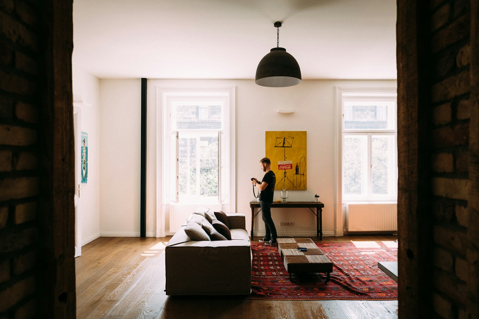 Homeowner Lets His Roommate’s Girlfriend Stay During an Electrical Problem—Then One Request for Advance Notice Creates Weeks of Coldness and Raises Fears She’ll Quietly Become a Permanent, Rent-Free Tenant