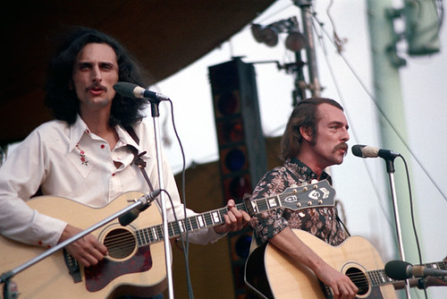 Here’s What Was Actually Playing on the Radio 50 Years Ago This Month During the Songs of Summer 1976