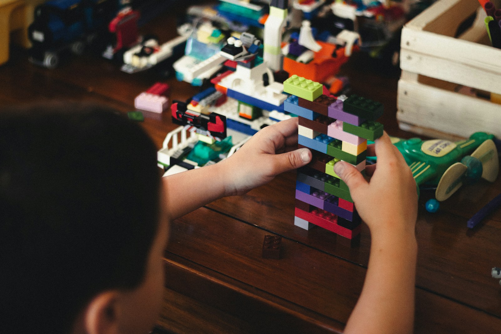 Dumpster Discovery Produces Two Nearly Complete Minecraft Lego Sets With Unopened Bags—Leaving Their Rescuer Baffled That Someone Threw Away Everything Except a Few Missing Character Figures
