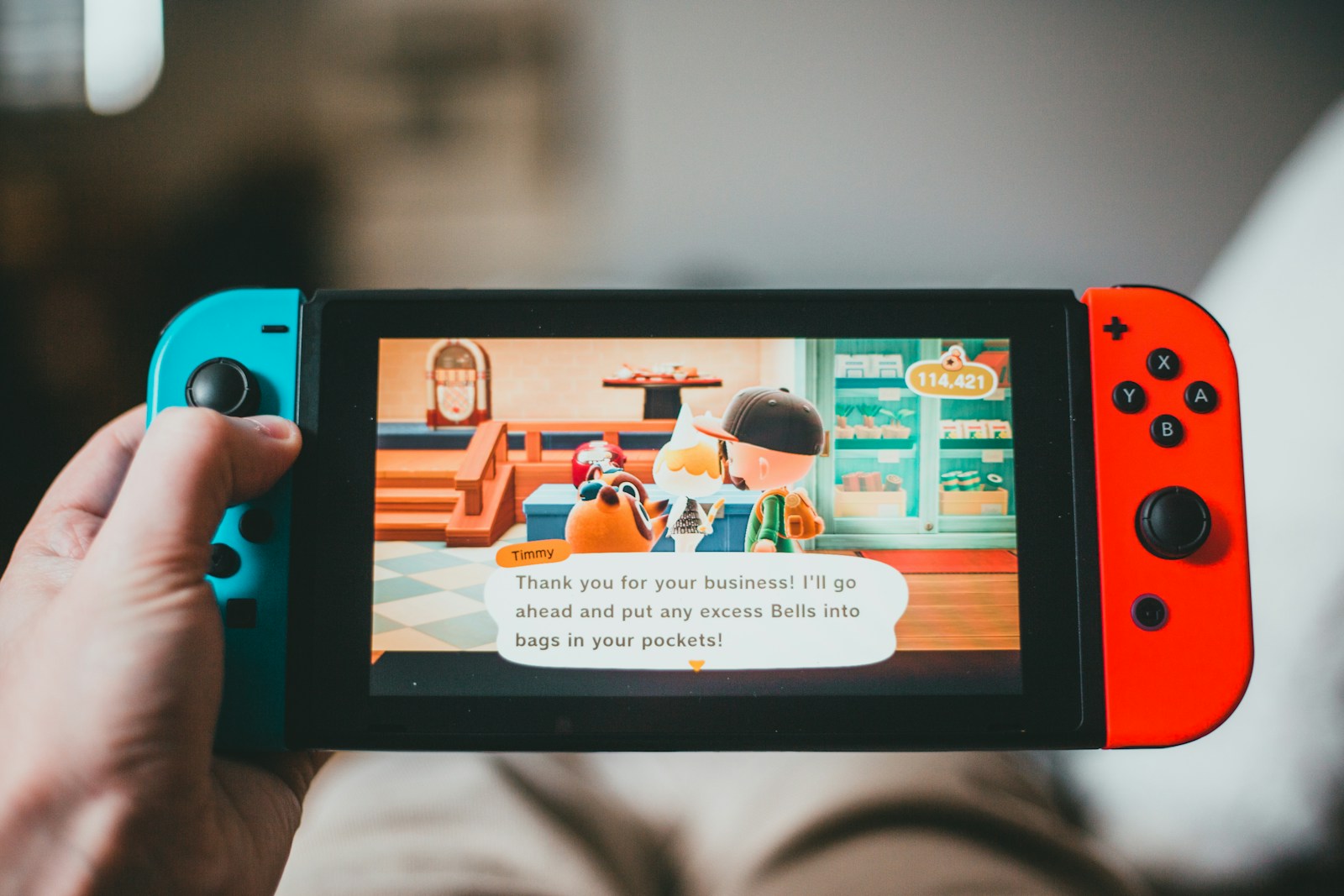 Brother Secretly Takes a Birthday Nintendo Switch for Months, Returns It Only After a Fight, Then Steals It Again With $300 Worth of Games and Claims the Gift Never Truly Belonged to Its Owner