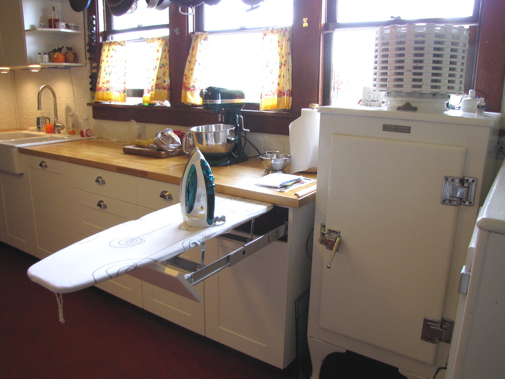 11 Old-Fashioned Home Features People Are Suddenly Obsessed With Again
