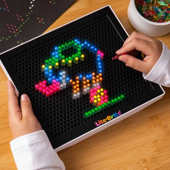 The Toy That Taught a Generation to Draw With Light Started With a Hunch on a New York Sidewalk