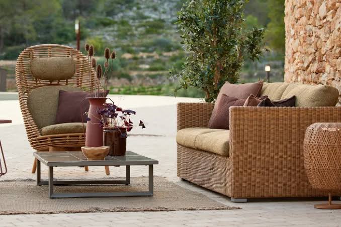 Wicker and Rattan Furniture Is Suddenly One of the Most-Requested Vintage Looks