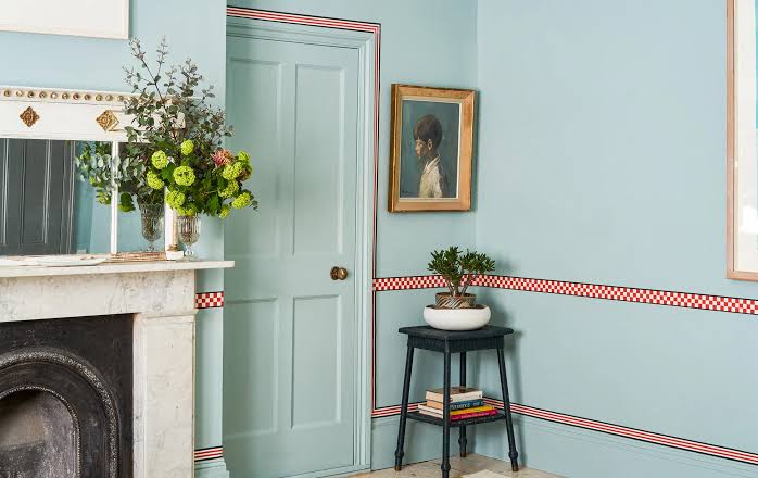 Wallpaper Borders Were In Every 90s Home, Then Vanished Completely — Now Designers Are Quietly Bringing Them Back