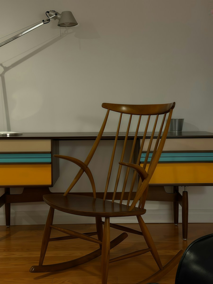 Young Renter Starts Replacing Hand-Me-Down Furniture With Estate-Sale Pieces, Then Restores the Finds on a Tight Budget