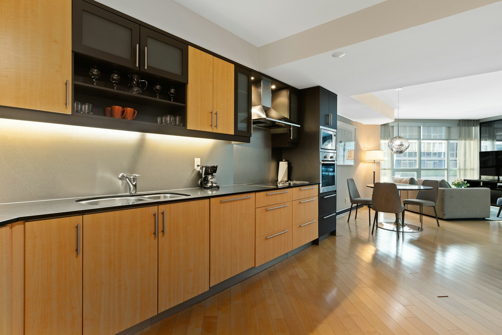 Wood Kitchen Cabinets Just Dethroned White for the First Time in Years
