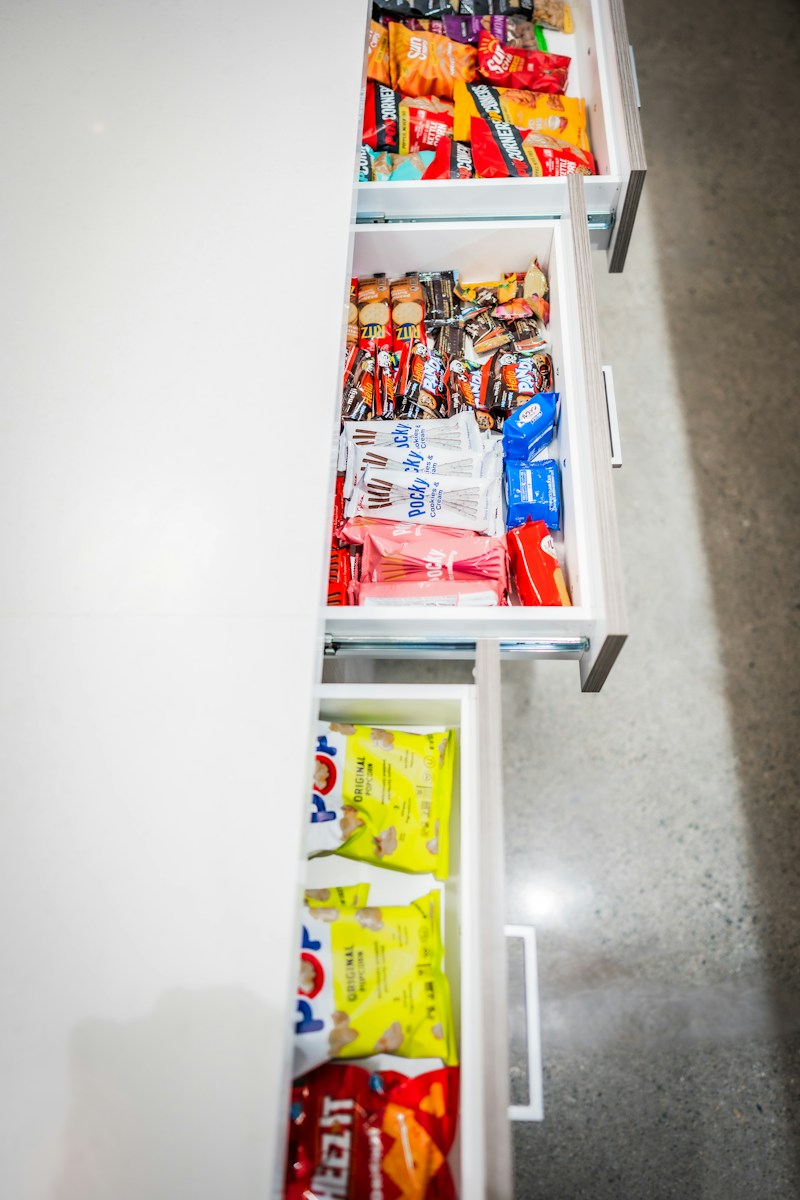 9 Things Boomers Still Save in the Kitchen That Gen Z Throws Away
