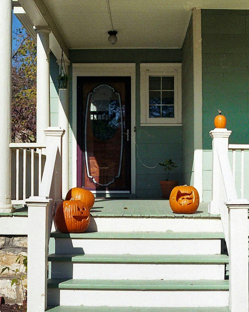 7 Home Features Gen Z Hates Until They Learn Why Boomers Loved Them